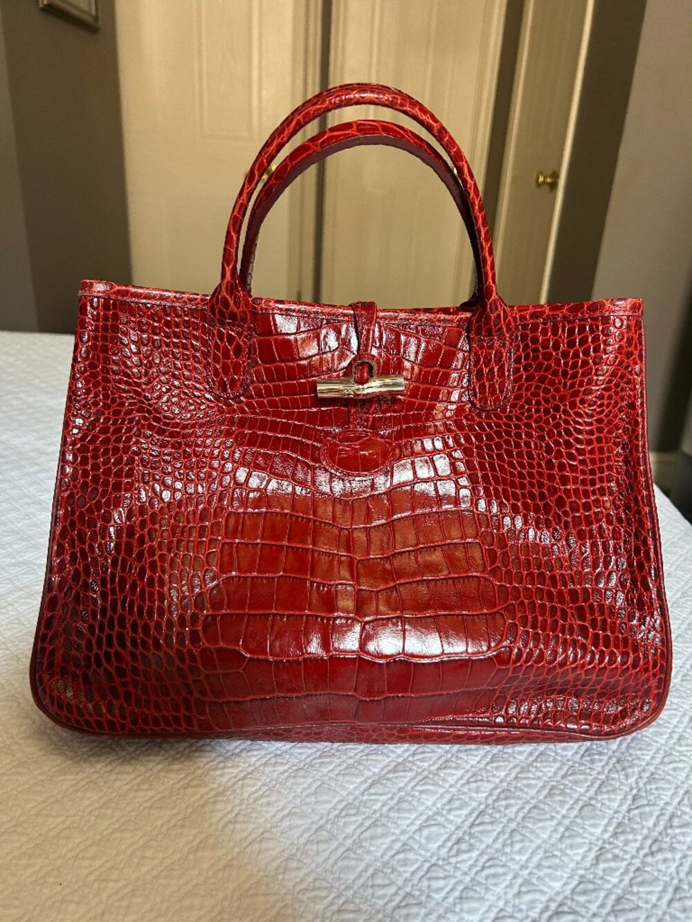 NWOT Longchamp Le Roseau Red Croc Embossed Medium Bag